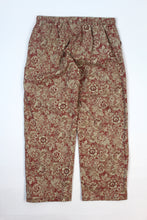 Load image into Gallery viewer, PAISLEY FLOWER PANTS