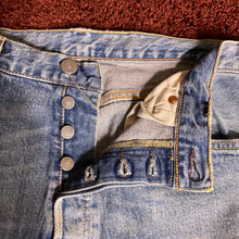 Load image into Gallery viewer, LEVI JEANS 501 - 33X30