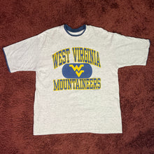 Load image into Gallery viewer, 90s WEST VIRGINIA MOUNTAINEERS T-SHIRT