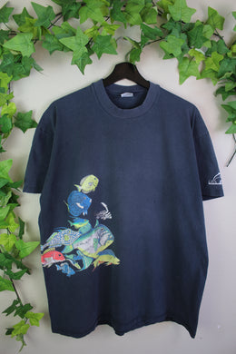 90s WRAP AROUND FISH T-SHIRT