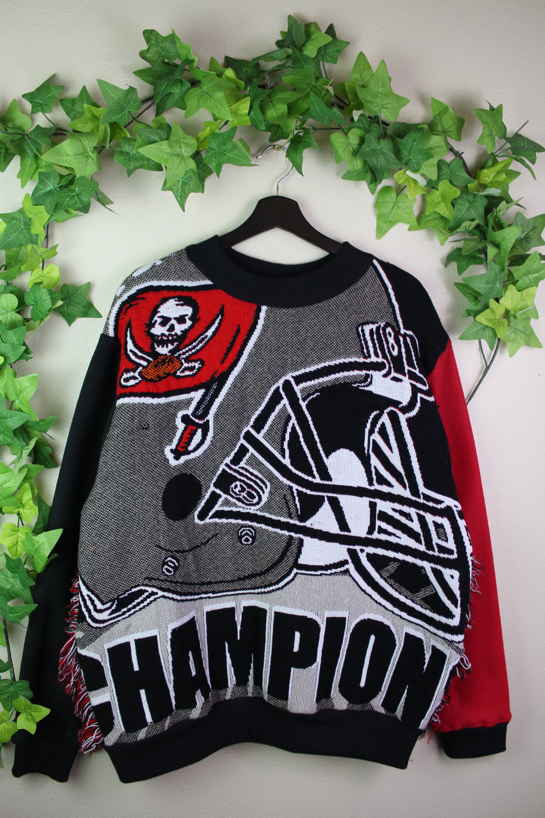 TAMPA BAY BUCCANEERS SWEATSHIRT