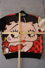 Load image into Gallery viewer, BETTY BOOP SWEATSHIRT