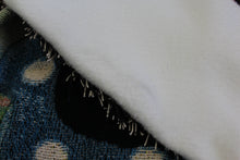 Load image into Gallery viewer, MINNIE MOUSE SWEATSHIRT
