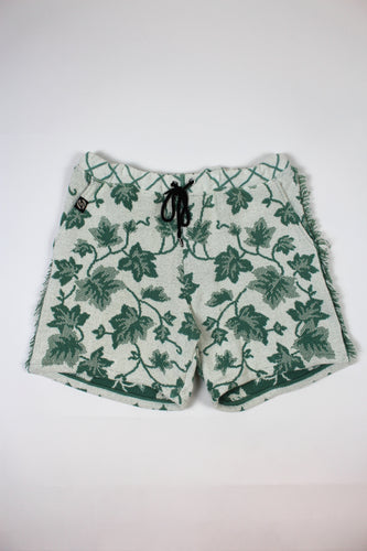 VINEYARD SHORTS (NEED BACK)